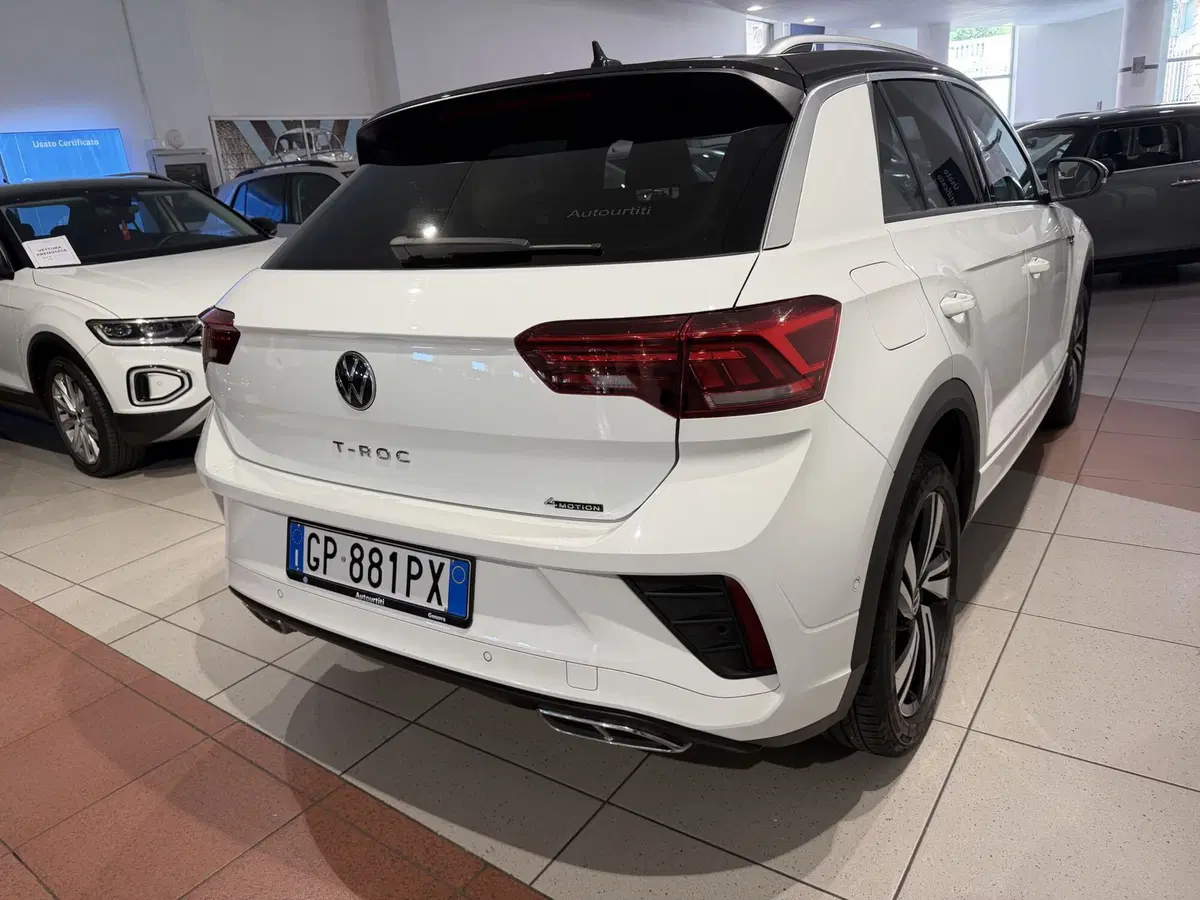 Volkswagen T-Roc usata a Genova (5)