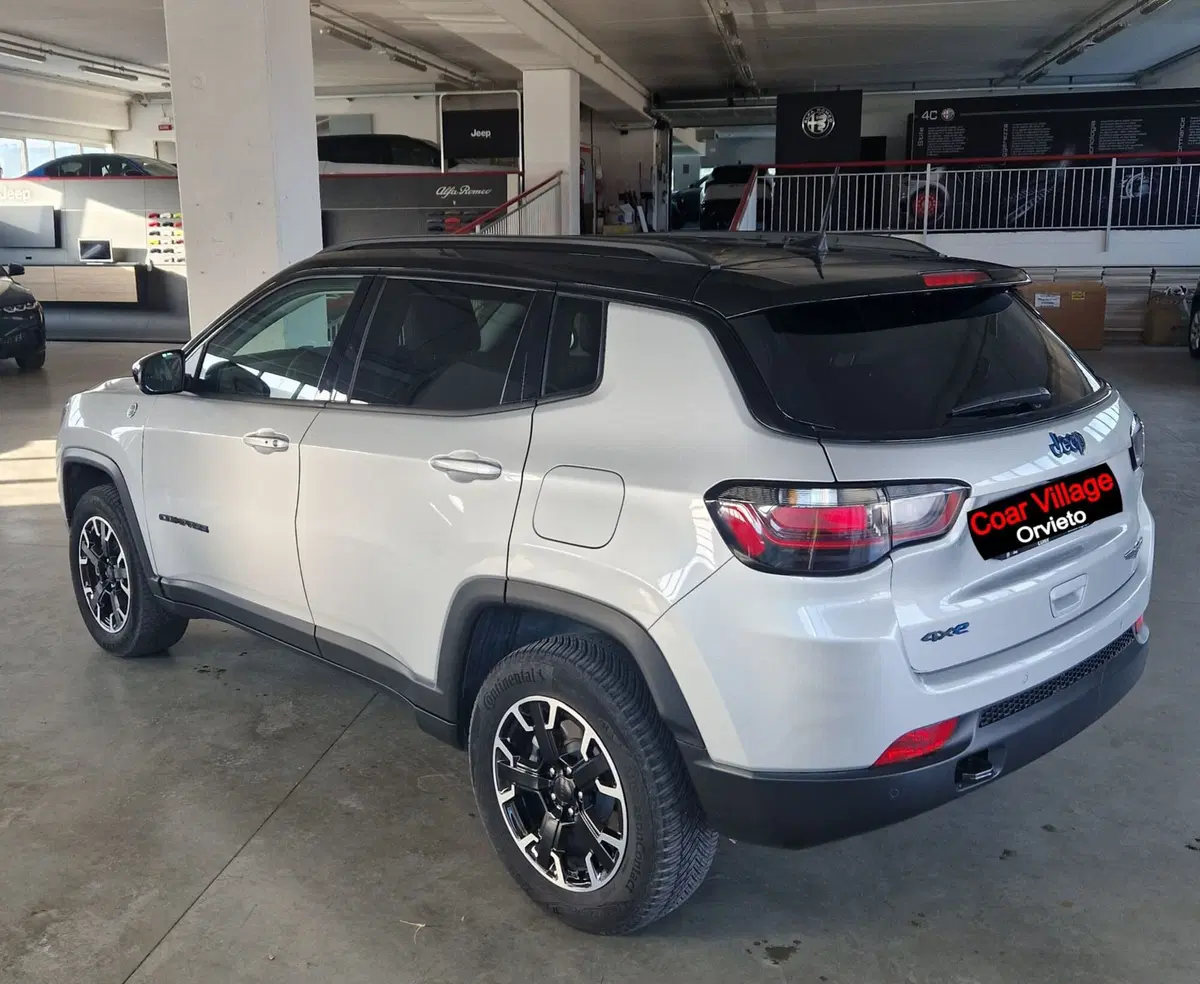 Jeep Compass usata a Terni (4)