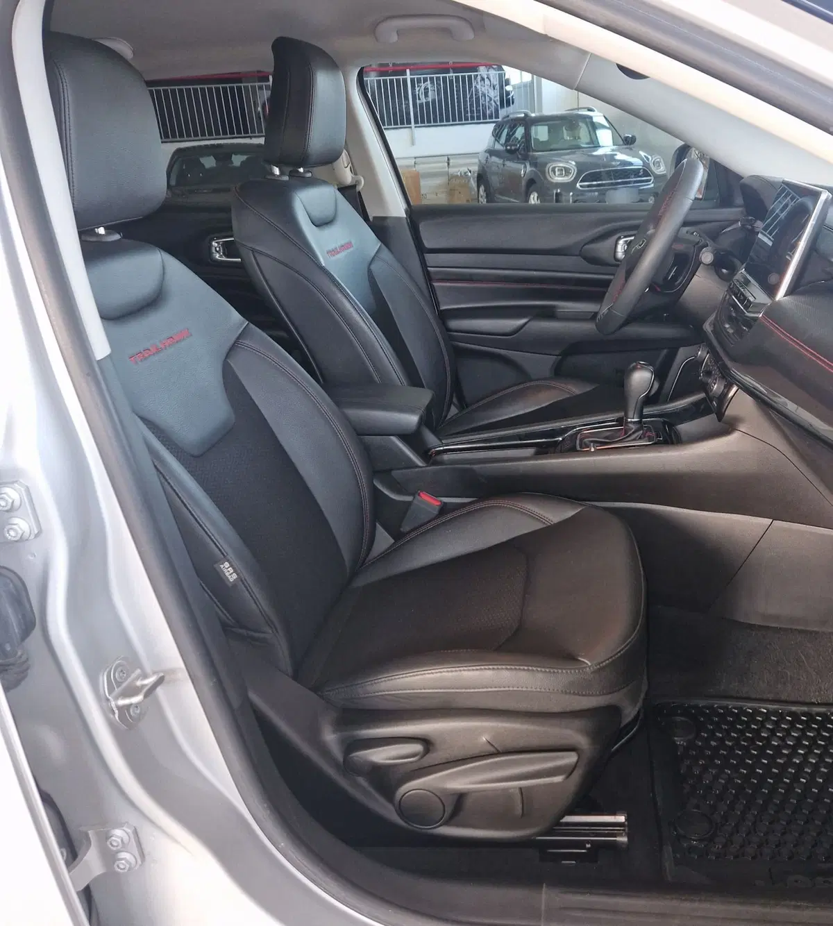Jeep Compass usata a Terni (8)
