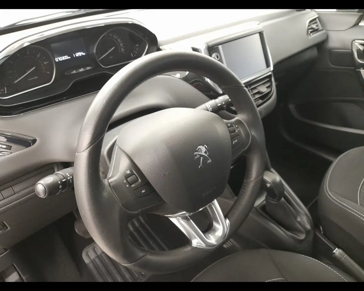 Peugeot 208 usata a Alessandria (10)