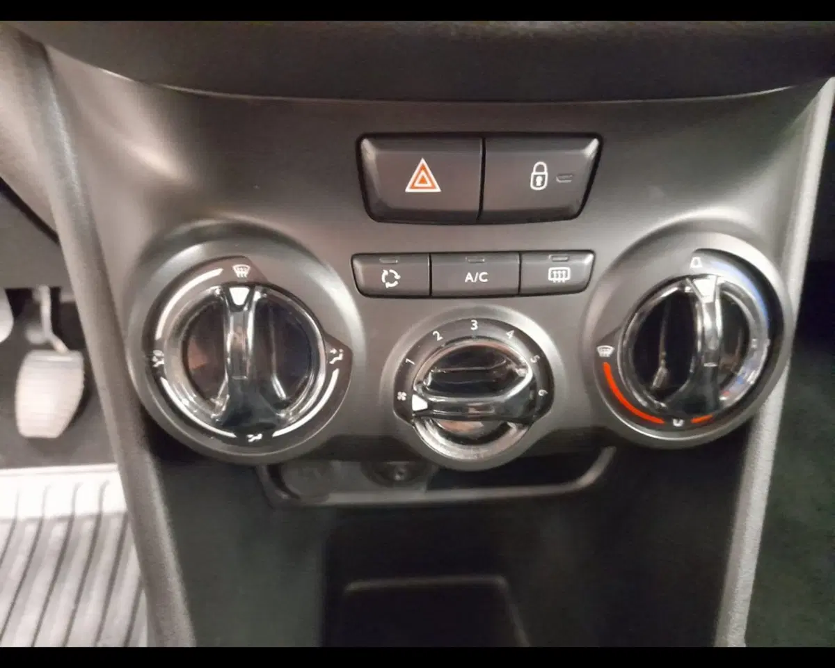 Peugeot 208 usata a Alessandria (16)