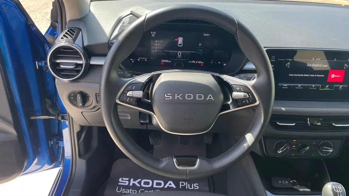 Skoda Fabia usata a Taranto (7)