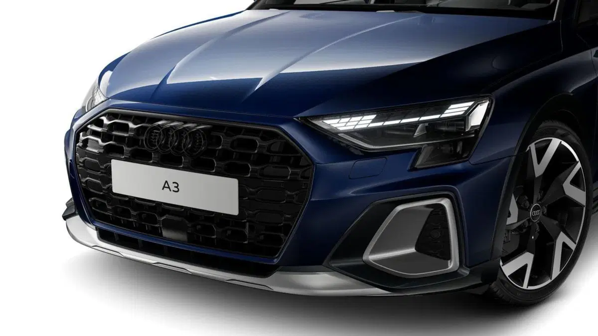 Audi A3 allstreet nuova a Bologna (3)