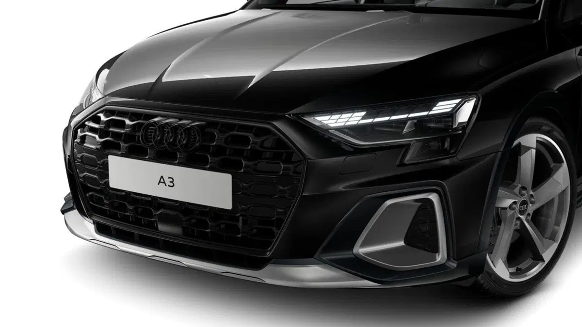 Audi A3 allstreet nuova a Bologna (3)