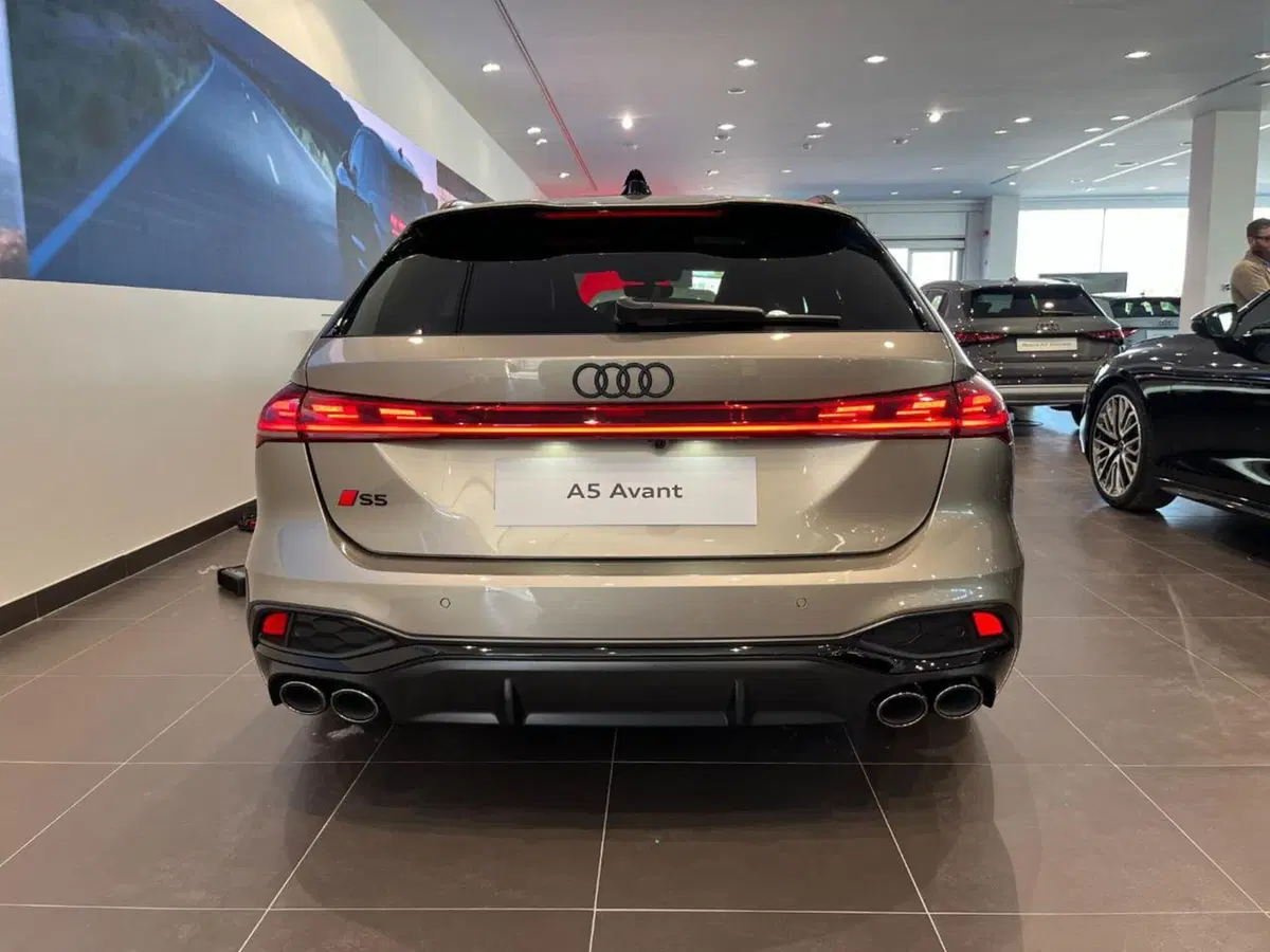 Audi A5 Avant nuova a Bologna (4)
