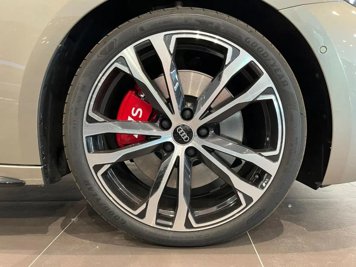 Audi A5 Avant nuova a Bologna (5)