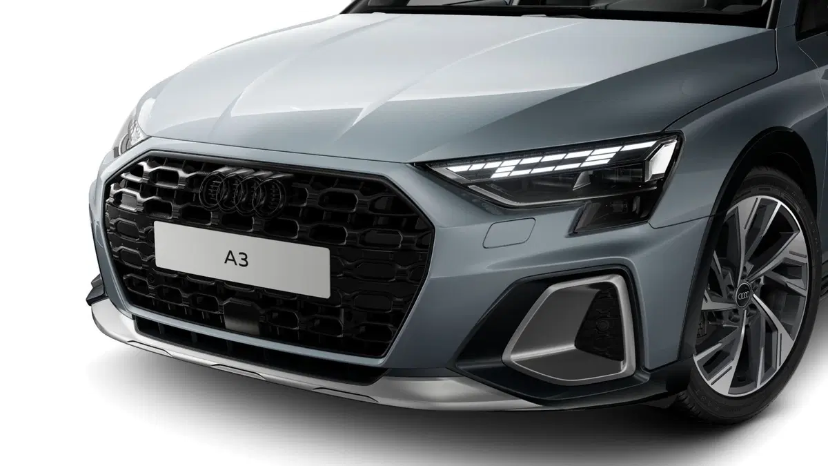 Audi A3 Sedan nuova a Bologna (2)