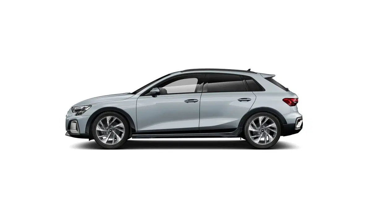 Audi A3 Sedan nuova a Bologna (4)