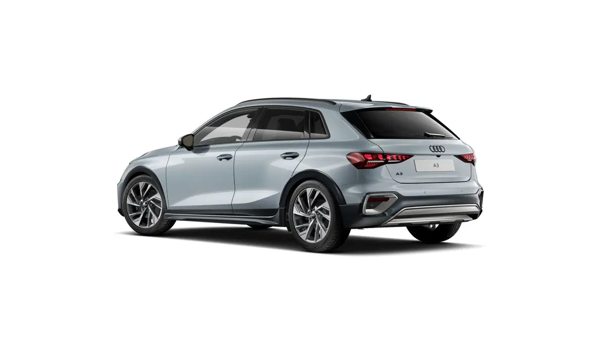 Audi A3 Sedan nuova a Bologna (5)