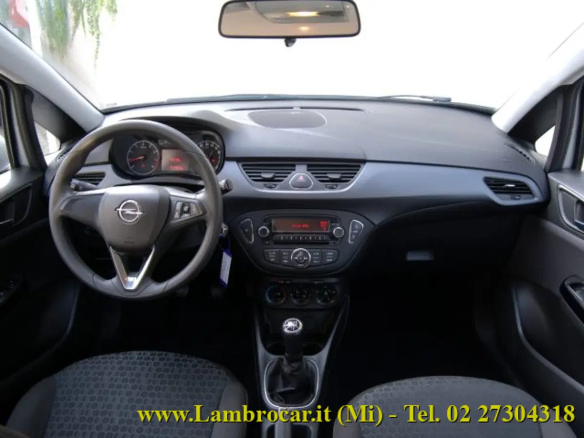 Opel Corsa usata a Milano (2)
