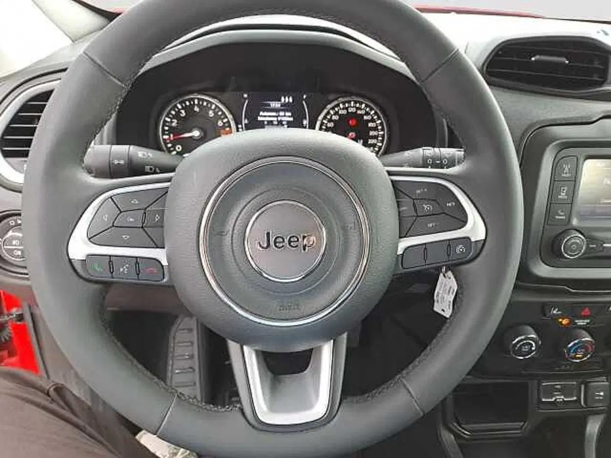 Jeep Renegade usata a Venezia (12)