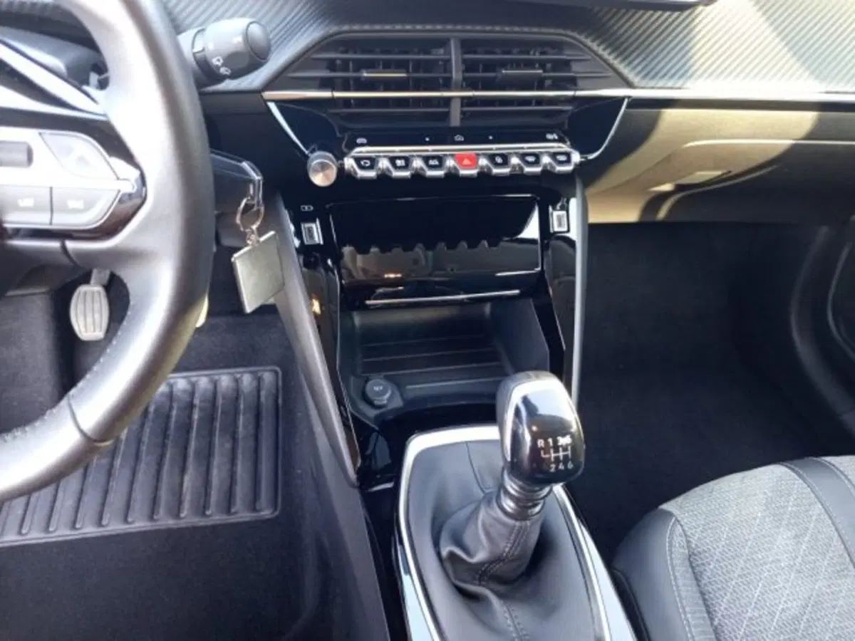 Peugeot 208 usata a Frosinone (14)
