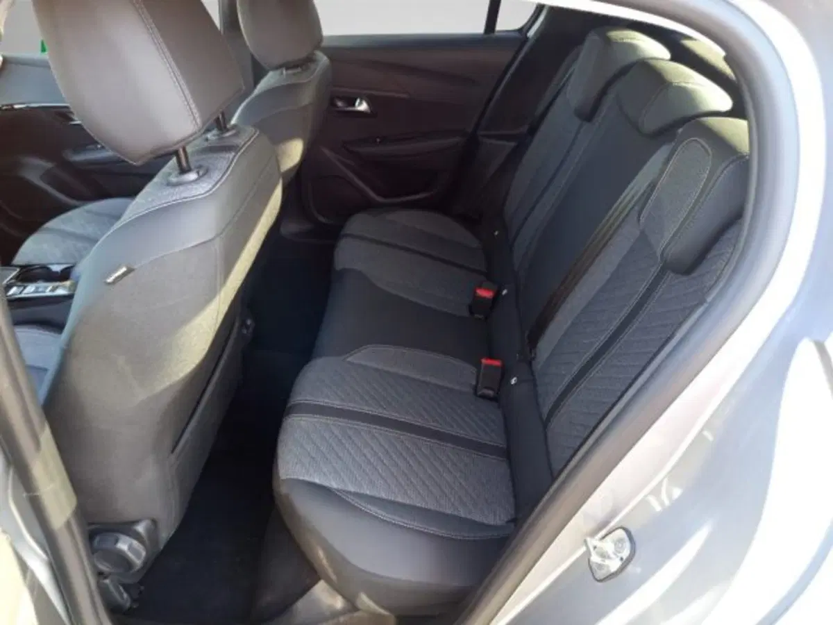 Peugeot 208 usata a Frosinone (9)