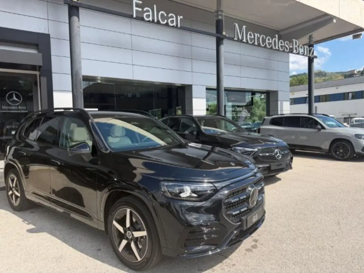 Mercedes-Benz GLB nuova a Potenza