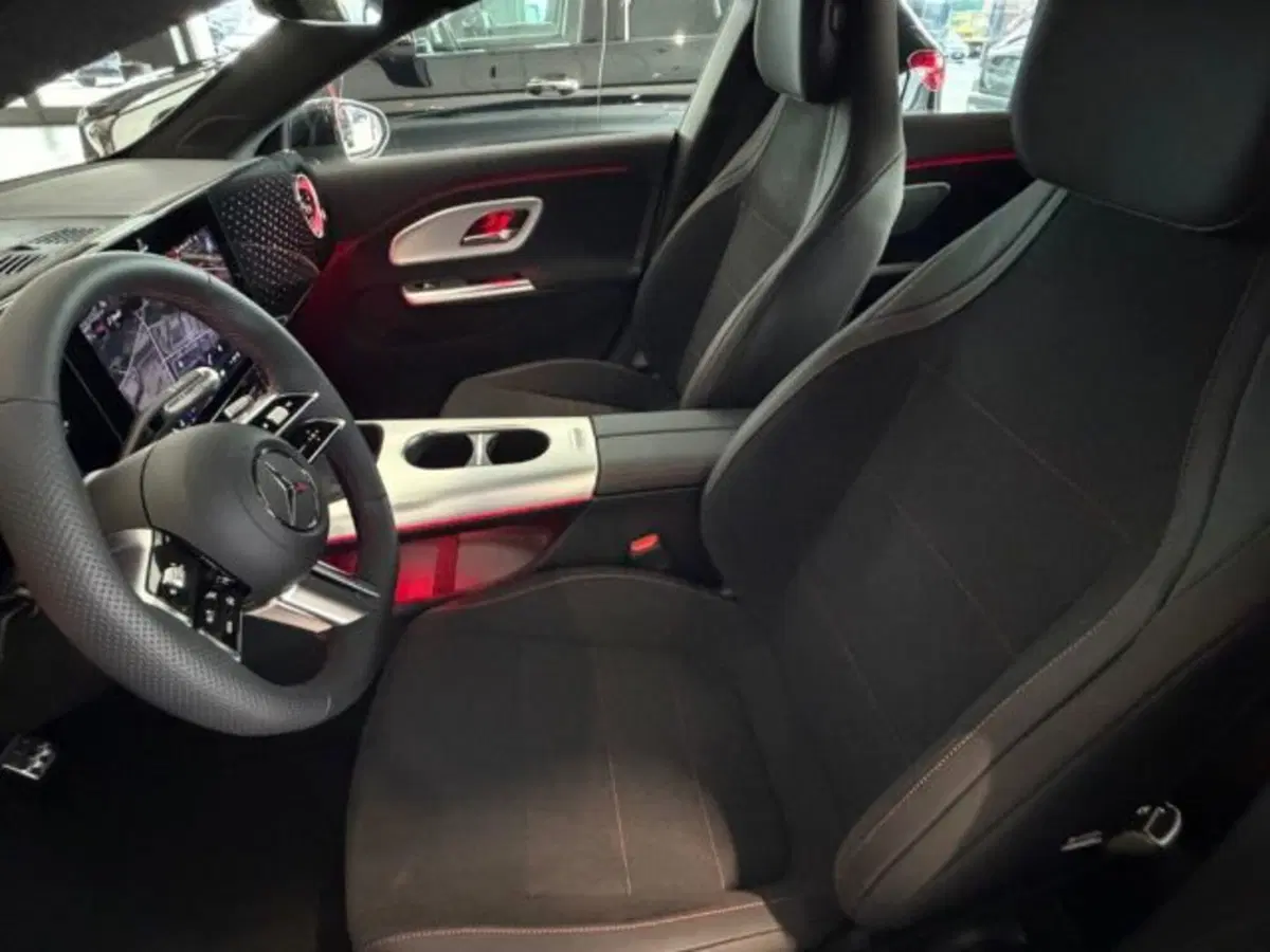 Mercedes-Benz CLA nuova a Potenza (13)