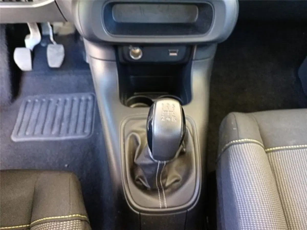 Citroen C3 usata a Bari (19)