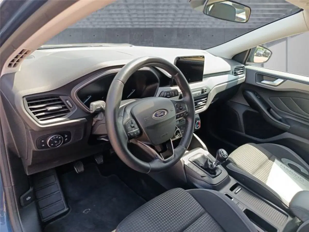 Ford Focus usata a Bari (10)