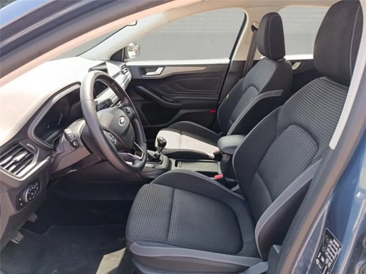 Ford Focus usata a Bari (11)