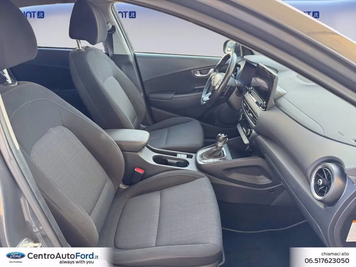 Hyundai Kona usata a Roma (15)
