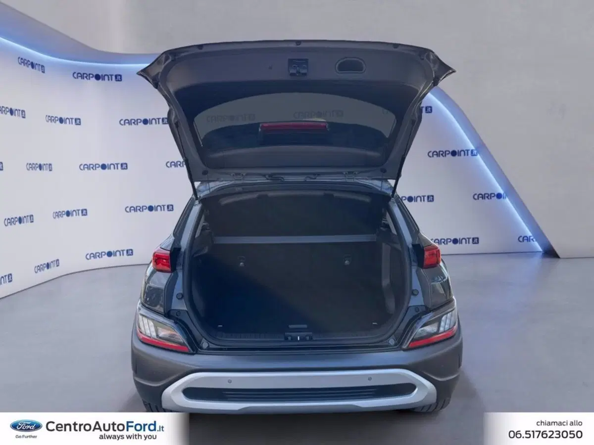 Hyundai Kona usata a Roma (17)