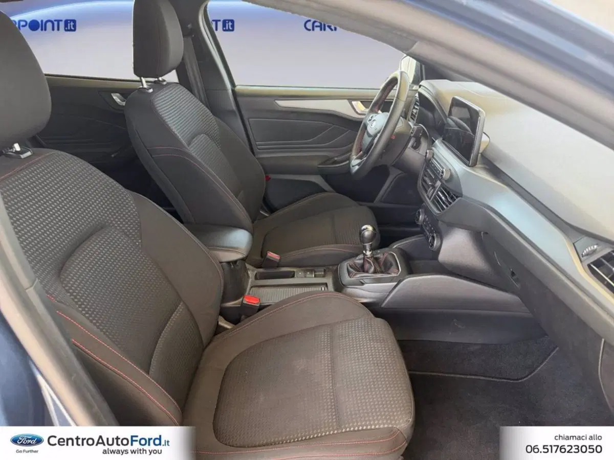 Ford Focus Station Wagon usata a Roma (15)