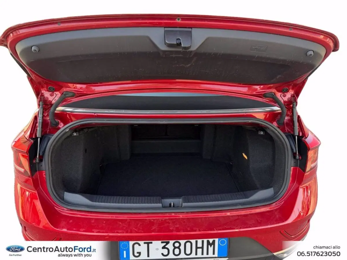 Volkswagen T-Roc Cabrio usata a Roma (17)
