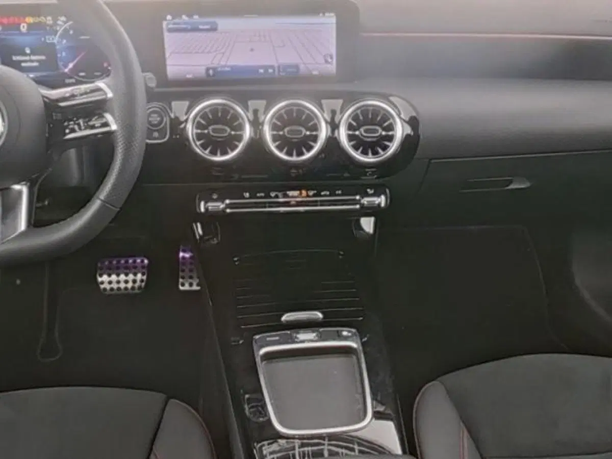 Mercedes-Benz Classe A usata a Milano (8)