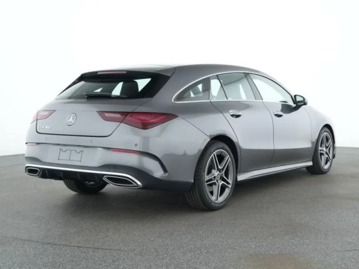 Mercedes-Benz CLA Shooting Brake usata a Milano (3)