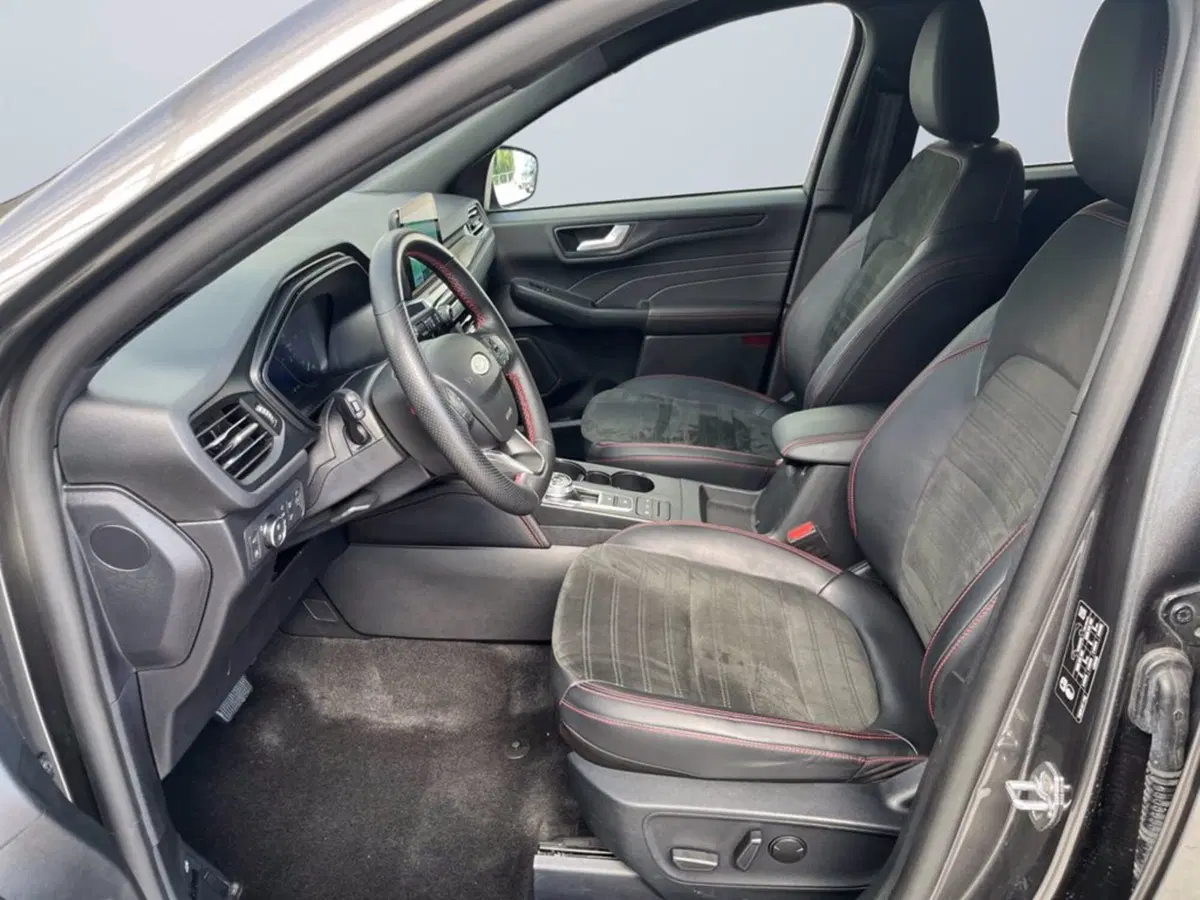 Ford Kuga usata a Milano (10)