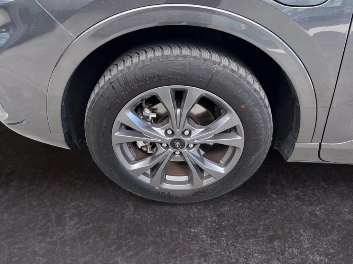 Ford Kuga usata a Milano (9)