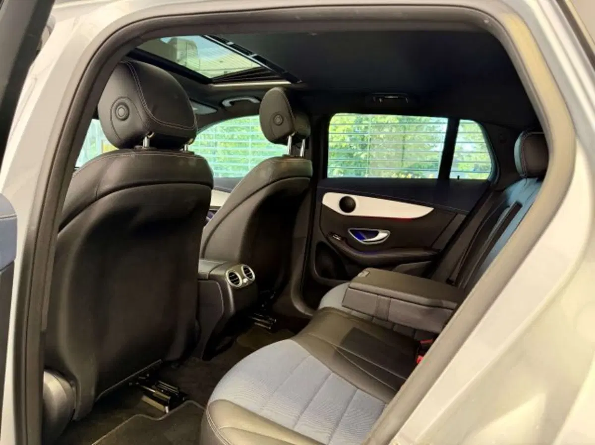 Mercedes-Benz EQC usata a Torino (11)
