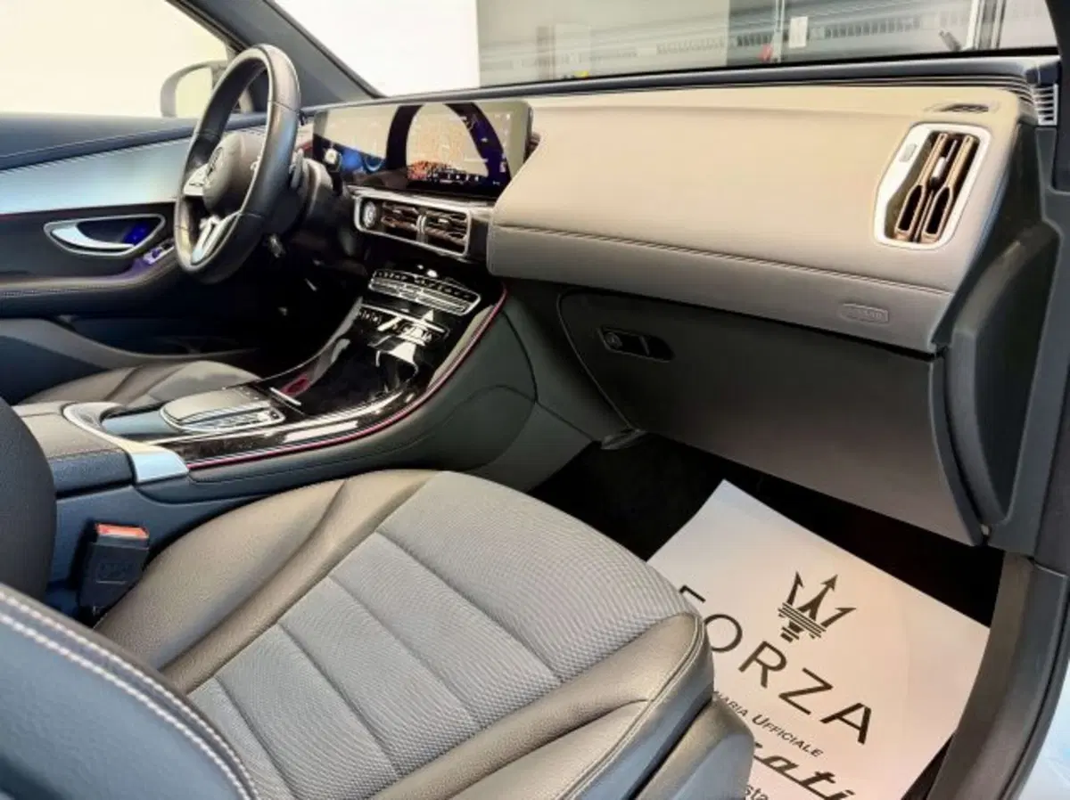 Mercedes-Benz EQC usata a Torino (13)