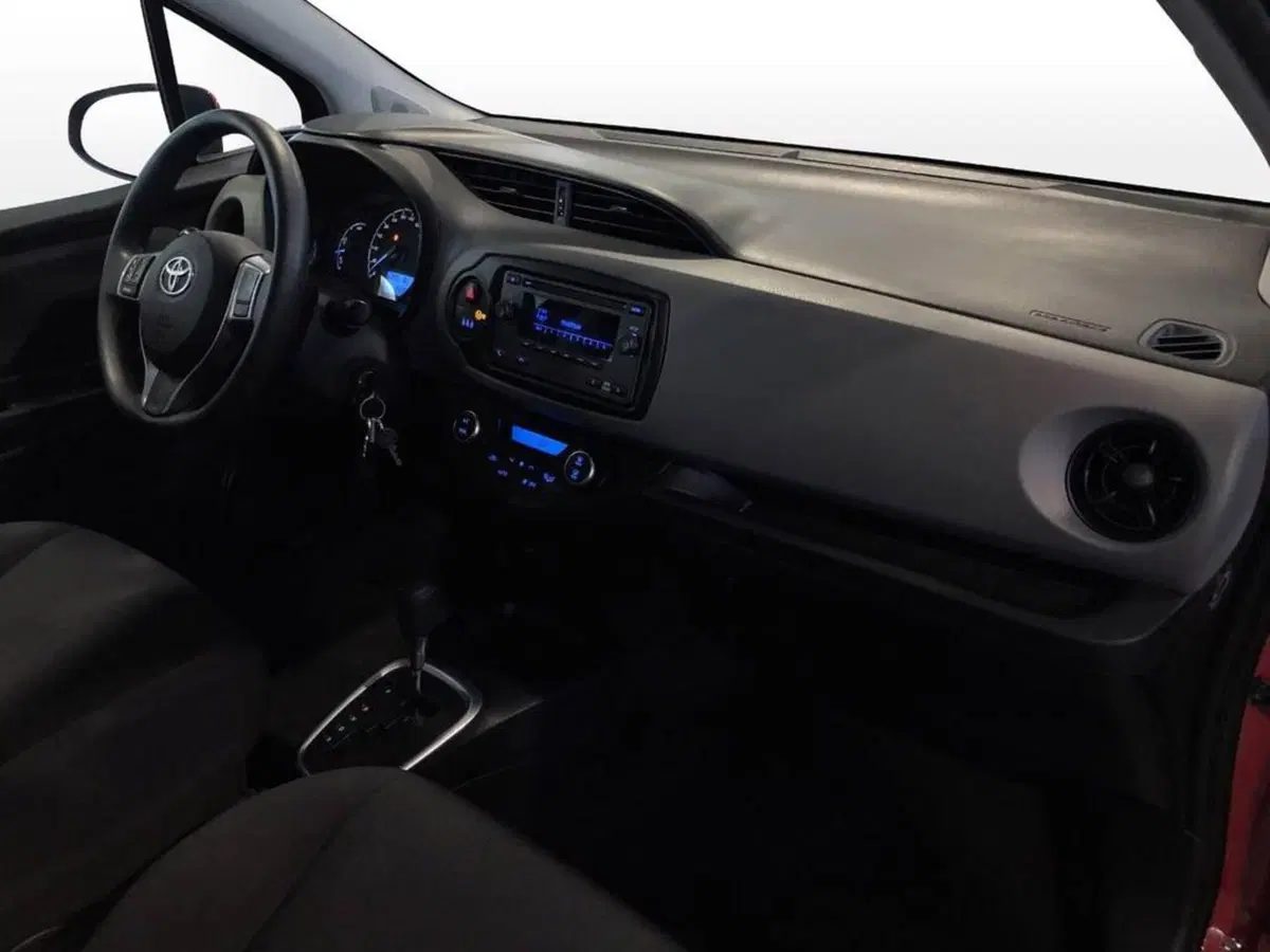 Toyota Yaris usata a Torino (12)