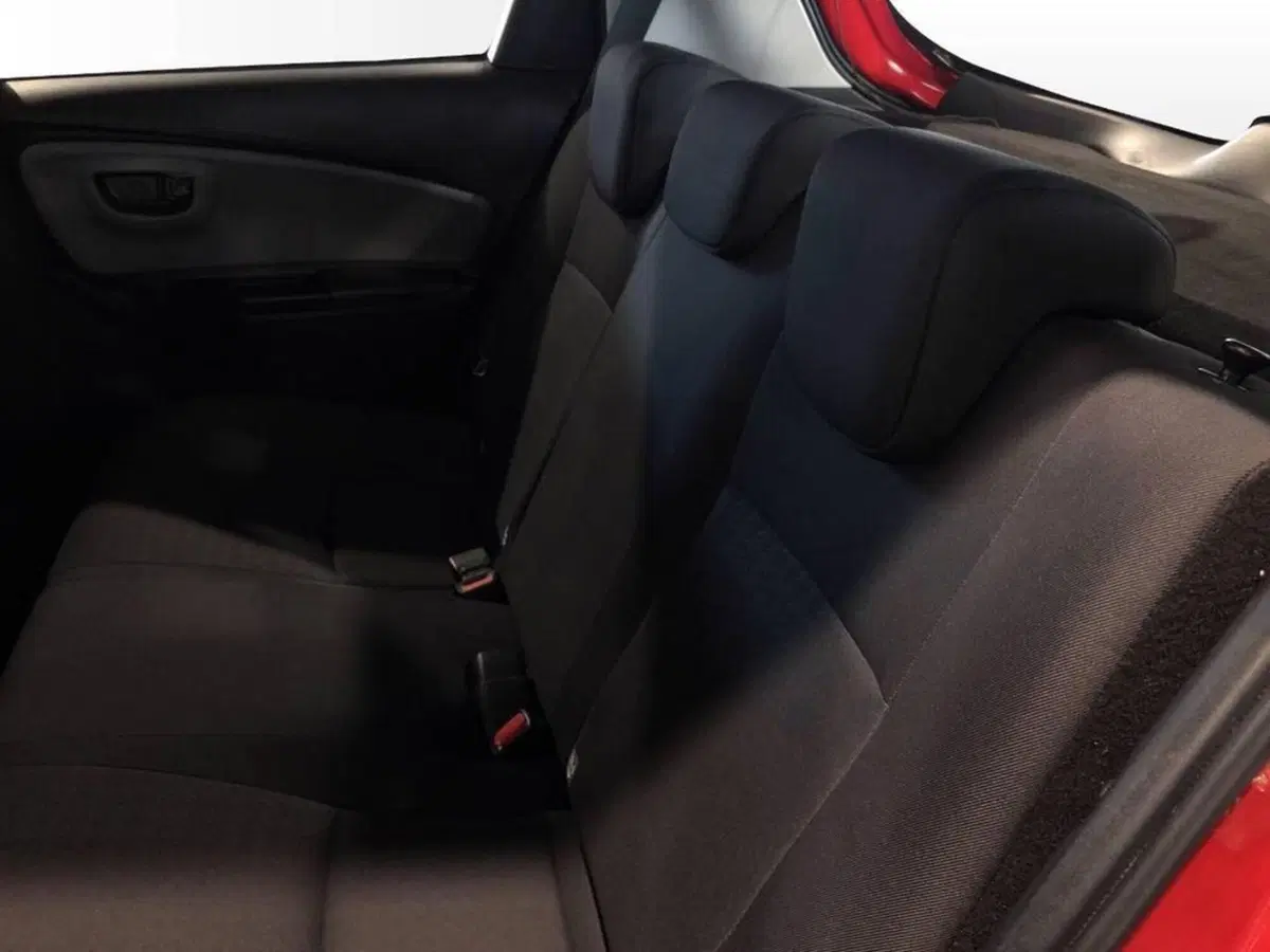 Toyota Yaris usata a Torino (14)