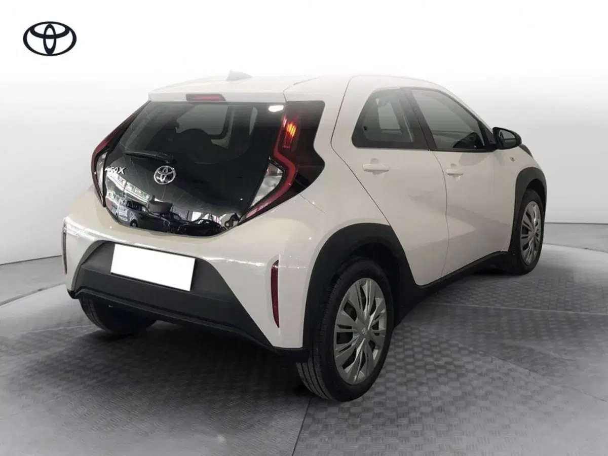 Toyota Aygo X usata a Torino (4)