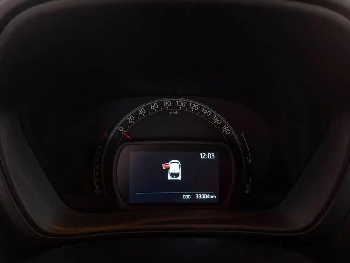 Toyota Aygo X usata a Torino (7)
