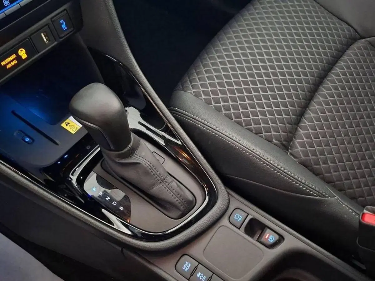Toyota Yaris Cross usata a Torino (8)