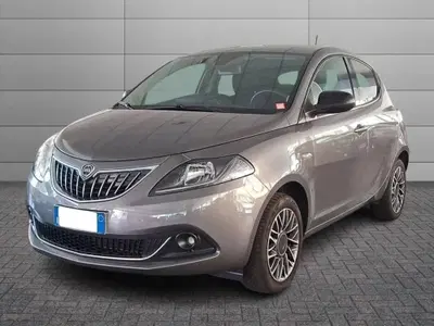 Lancia Ypsilon 1.0 FireFly 5 porte S&amp;S Hybrid Ecochic Gold del 2022 usata a Torino
