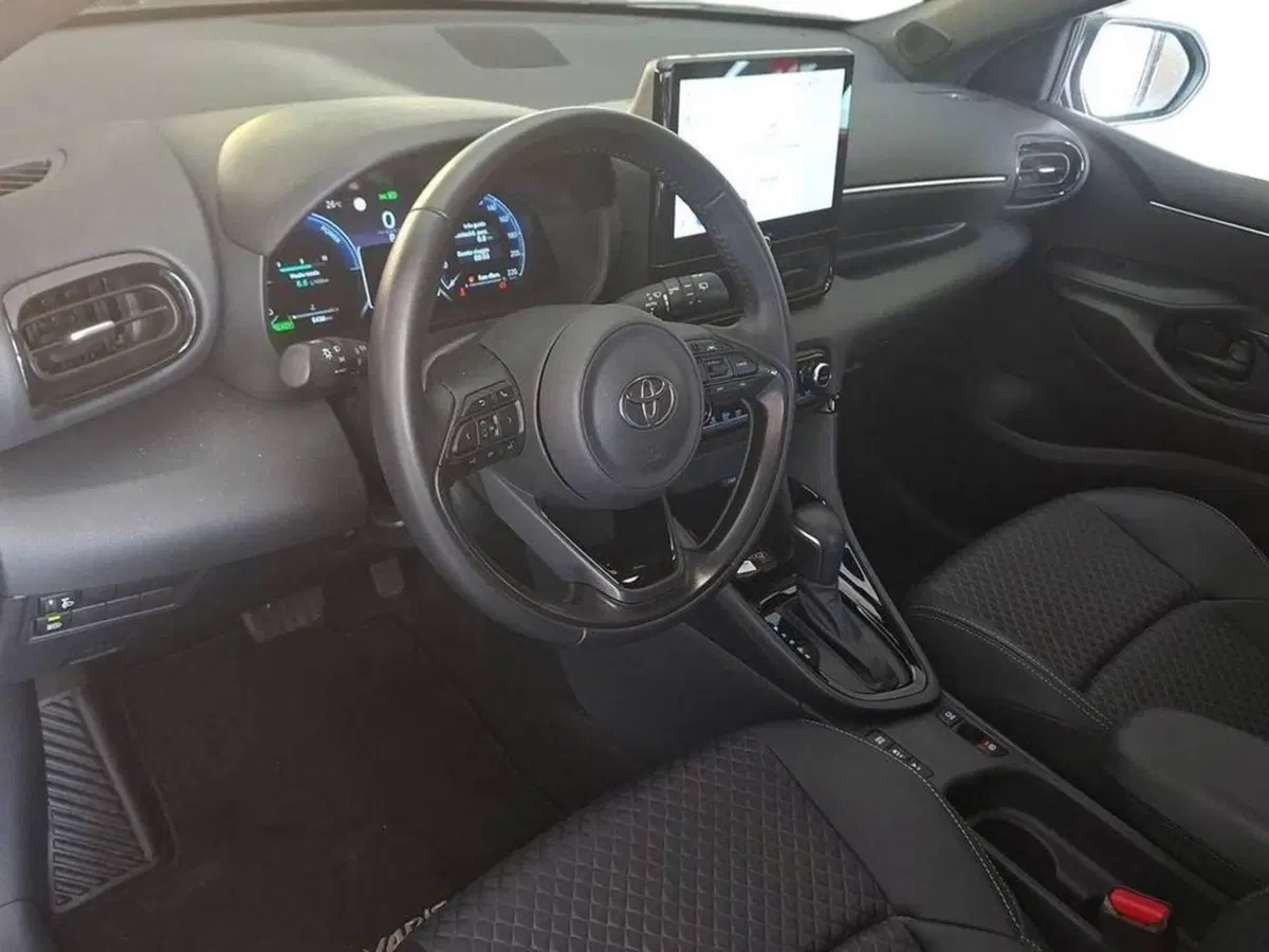 Toyota Yaris Cross usata a Torino (10)