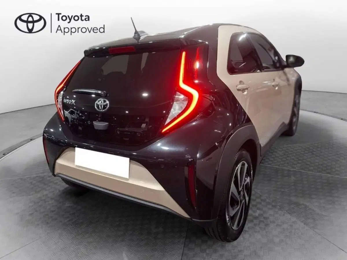 Toyota Aygo X usata a Torino (4)