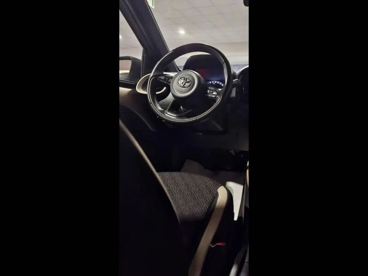 Toyota Aygo X usata a Torino (9)