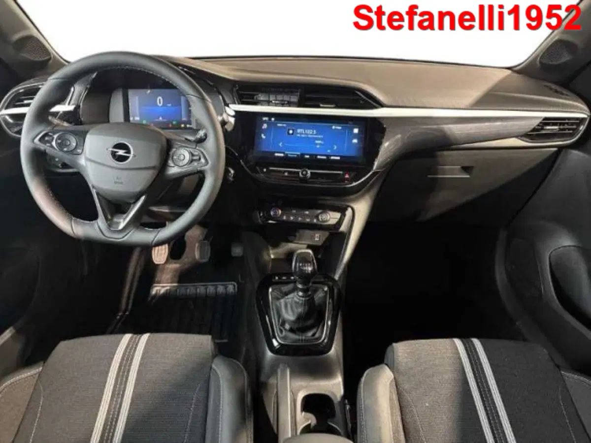 Opel Corsa nuova a Bologna (13)