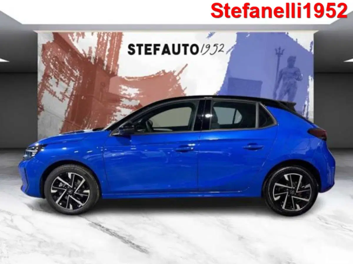 Opel Corsa nuova a Bologna (3)