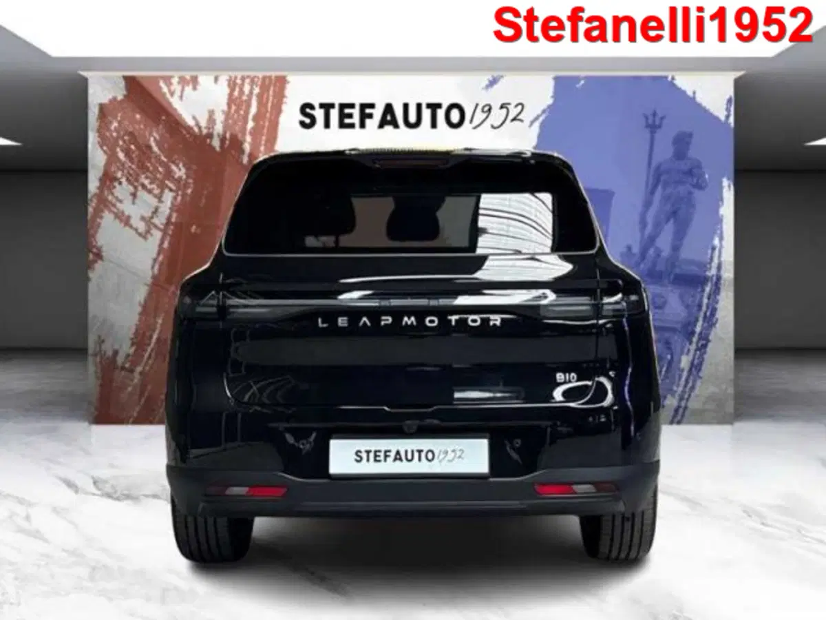Leapmotor B10 nuova a Bologna (6)