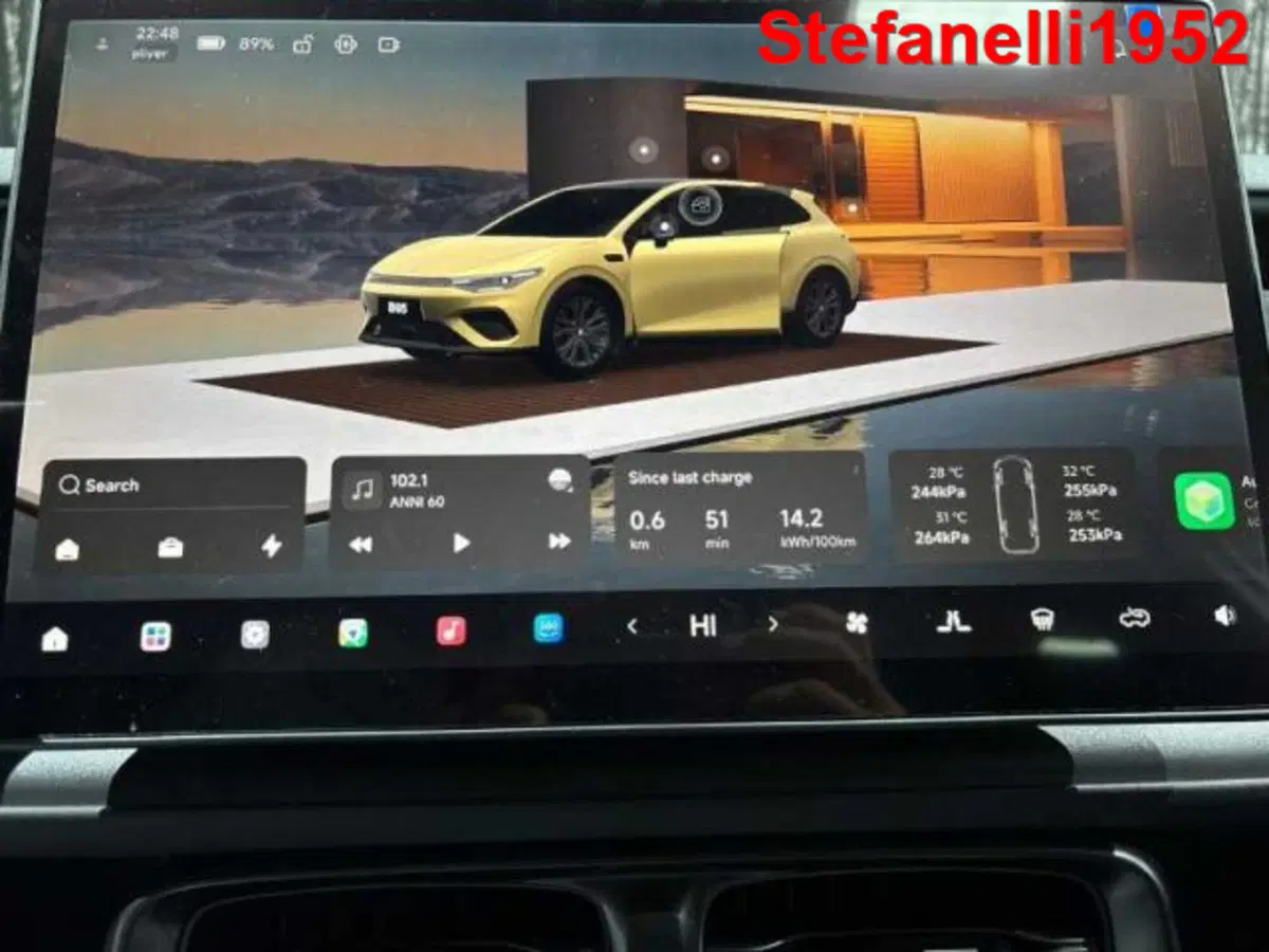 Leapmotor B05 nuova a Bologna (17)