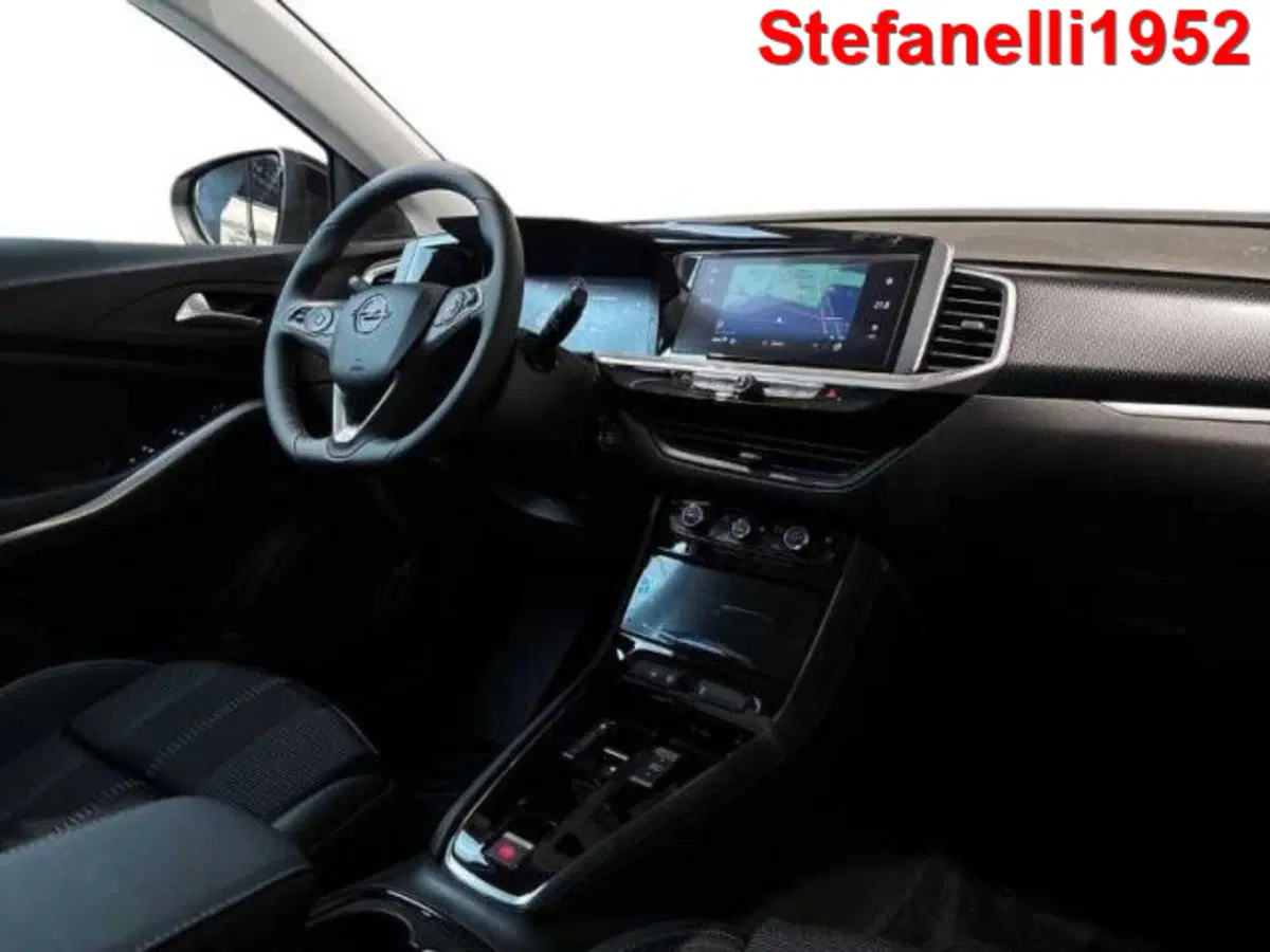 Opel Grandland nuova a Bologna (15)