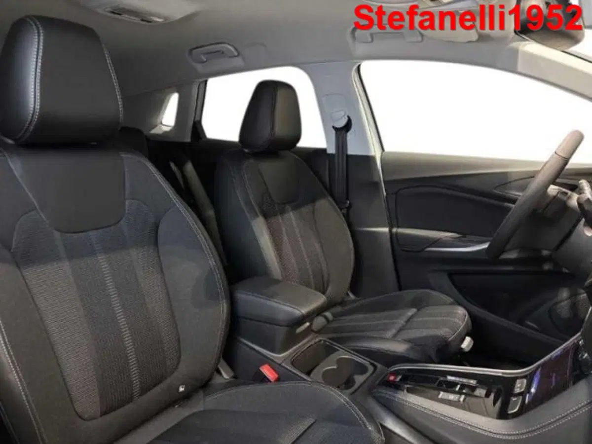 Opel Grandland nuova a Bologna (16)