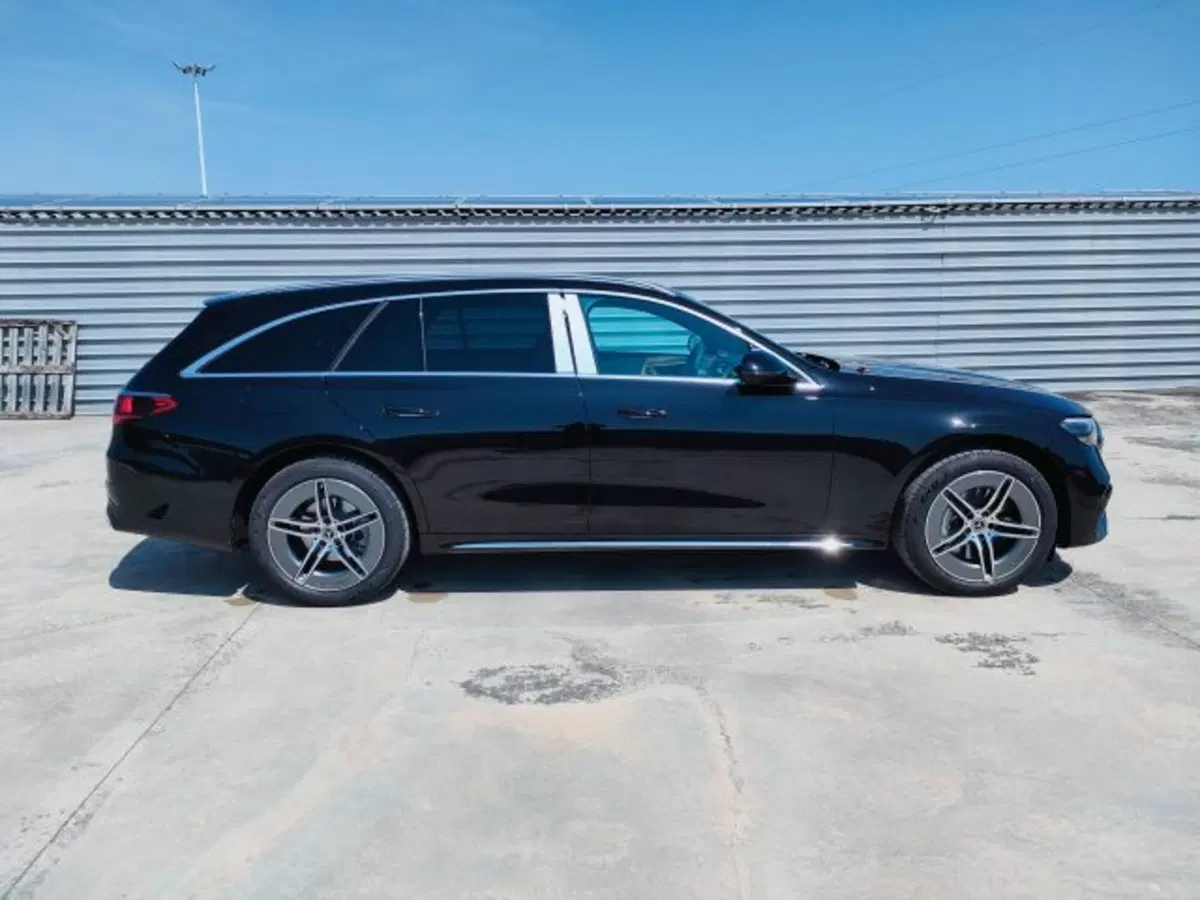 Mercedes-Benz Classe E Station Wagon nuova a Teramo (6)