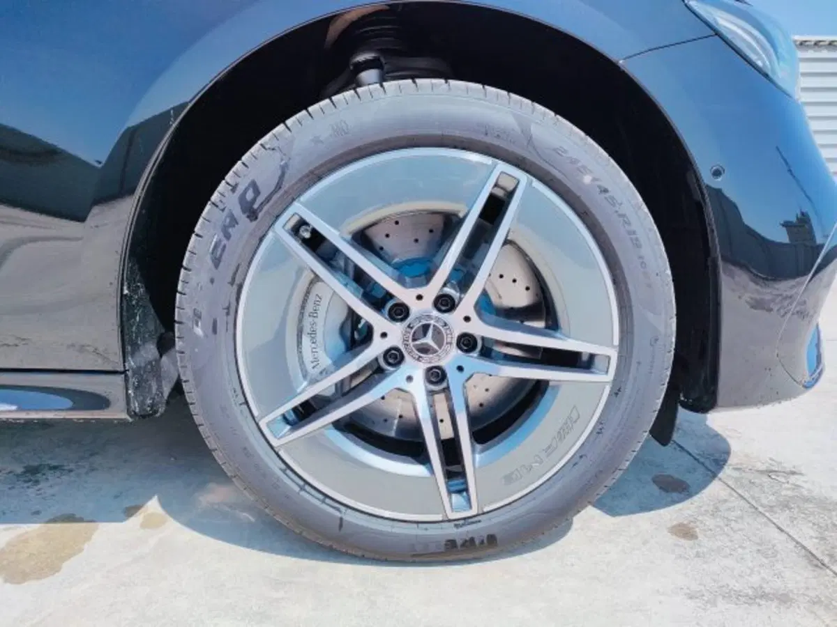 Mercedes-Benz Classe E Station Wagon nuova a Teramo (8)