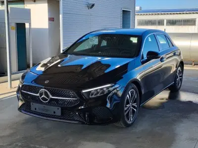 Mercedes-Benz Classe A 180 d Automatic Premium nuova a Mosciano Sant'Angelo